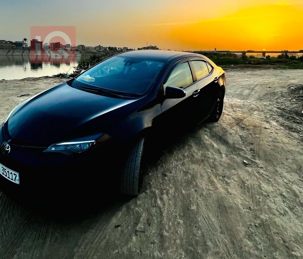 تۆیۆتا کۆرۆلا